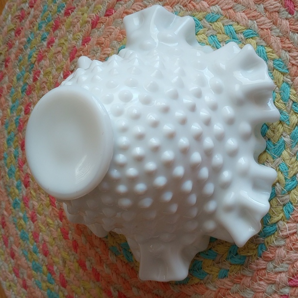 Vintage Hobnail Milk Glass Fluted Ruffled Edge - Picture 7 of 9
